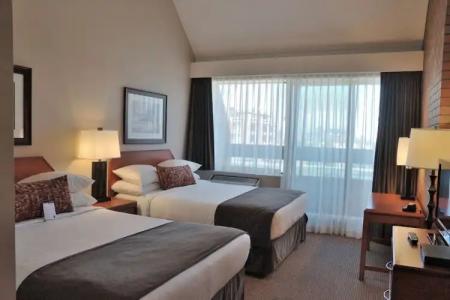 The Embassy Inn - 85