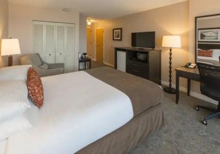 The Embassy Inn - 64