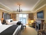 Standard Quadruple room with partial ocean view