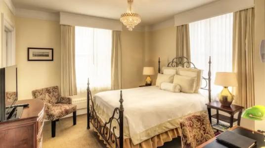 The Inn at the Union Club of British Columbia - 63