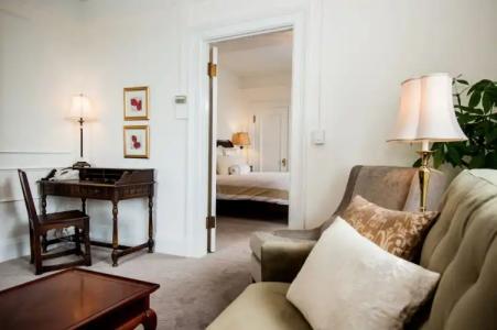 The Inn at the Union Club of British Columbia - 79