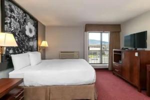 Quality Inn & Suites, Vernon