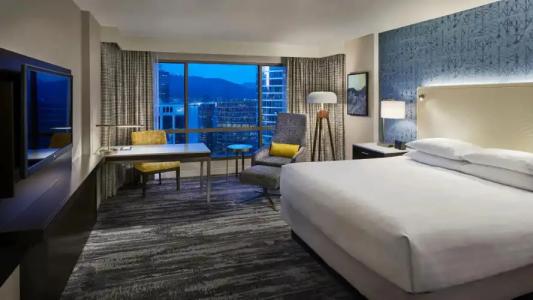 Hyatt Regency Vancouver - 45