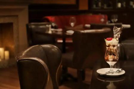 Le Soleil by Executives - 8