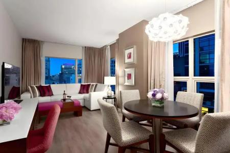 Auberge Vancouver - 2