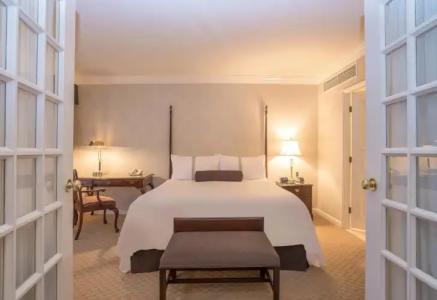 The Sutton Place Vancouver - 40