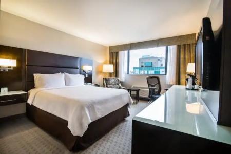 Holiday Inn Vancouver-Centre Broadway, an IHG - 39