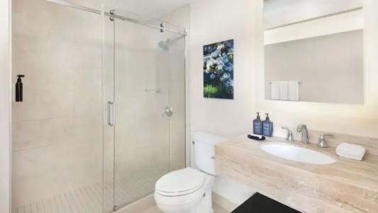 Sheraton Vancouver Wall Centre - 83