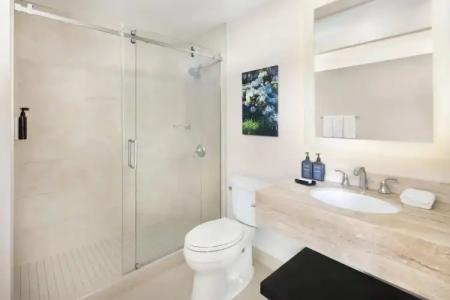 Sheraton Vancouver Wall Centre - 8