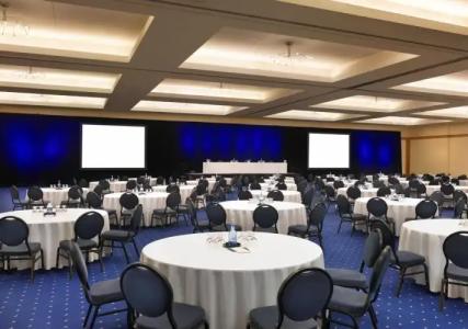 Sheraton Vancouver Wall Centre - 20