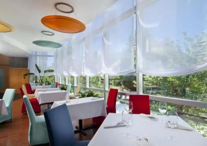 Sheraton Vancouver Wall Centre - 30