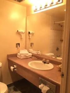 Tropicana Suite - 37