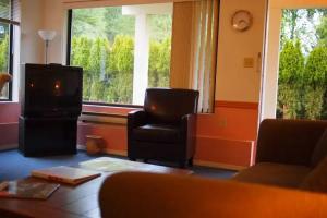 Whale's Tail Guest Suites, Ucluelet