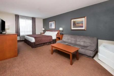 Super 8 by Wyndham Trois-Rivieres - 32