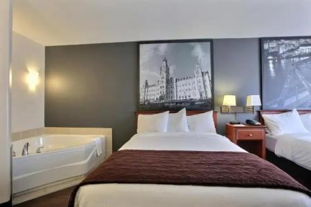 Super 8 by Wyndham Trois-Rivieres - 60