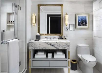 Fairmont Royal York - 17