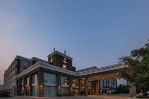 Comfort Inn & Conference Centre Toronto Airport, Toronto