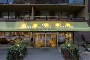 Town Inn Suites Hotel, Toronto