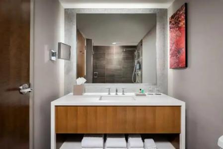 The Westin Harbour Castle, Toronto - 75