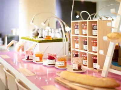 The Novotel Toronto Centre - 13