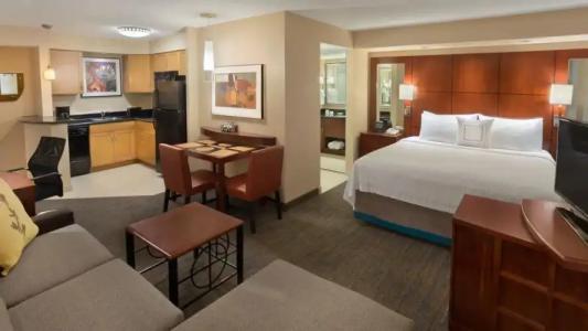 Residence Inn by Marriott Toronto Downtown / Entertainment District - 39