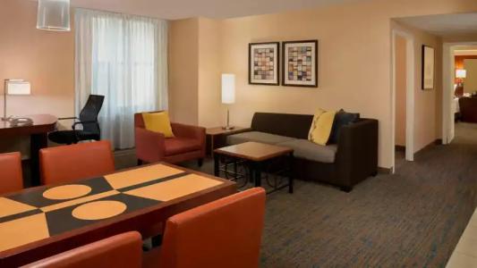 Residence Inn by Marriott Toronto Downtown / Entertainment District - 33
