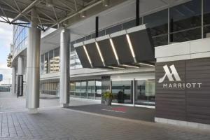 Toronto Marriott City Centre Hotel, Toronto