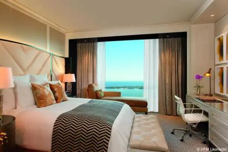 The Ritz-Carlton, Toronto - 6