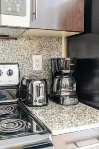 Le Germain Maple Leaf Square - 8