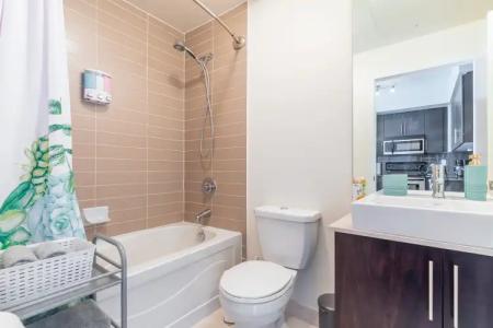 Le Germain Maple Leaf Square - 51