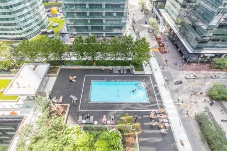 Le Germain Maple Leaf Square - 12