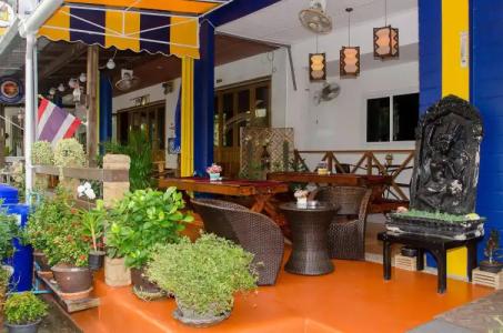 Allstar Guesthouse - 1