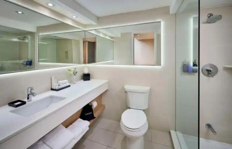 Radisson Blu Downtown Toronto - 44