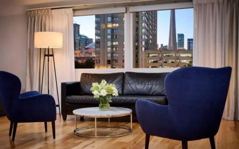 Radisson Blu Downtown Toronto - 48