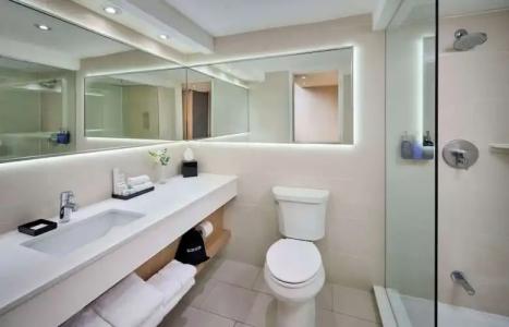 Radisson Blu Downtown Toronto - 72