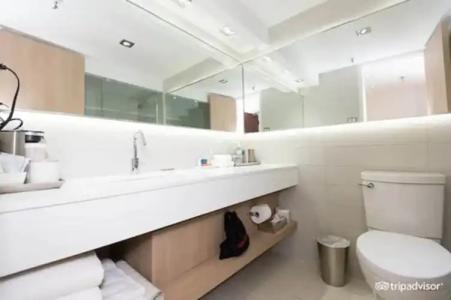 Radisson Blu Downtown Toronto - 58