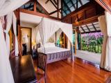 2 Bedrooms Villa