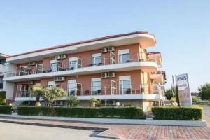 Denis Studios and Apartments, Paralia Katerinis
