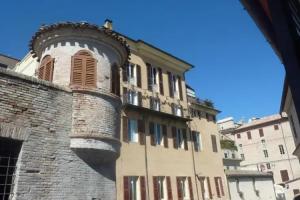 Al Pergolesi B&B, Jesi