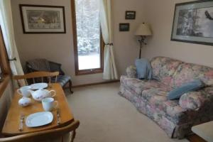Country Cozy Bed and Breakfast, Thunder Bay