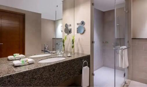 Grand Millennium Al Wahda and Executive Apartments Abu Dhabi - 127