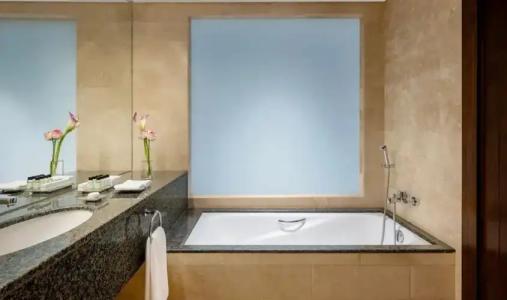 Grand Millennium Al Wahda and Executive Apartments Abu Dhabi - 107