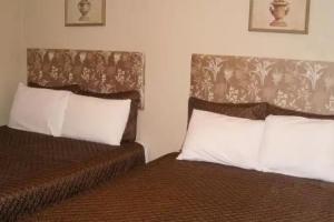 Noretta Motel, Stratford