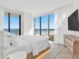 2 Bedrooms Cool Corner Suite oceanfront