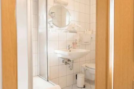 & Restaurant Am Alten Rhin - 51