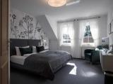 Suite with balcony