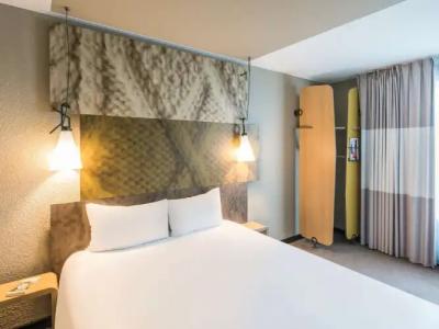 ibis Paris Gare de Lyon Ledru Rollin - 1