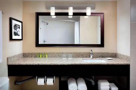 Deltas by Marriott Sault Ste. Marie Waterfront - 38