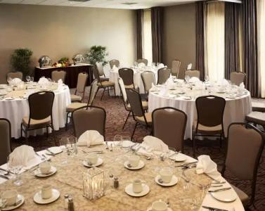 Deltas by Marriott Sault Ste. Marie Waterfront - 24