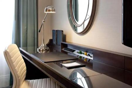 Deltas by Marriott Bessborough - 23